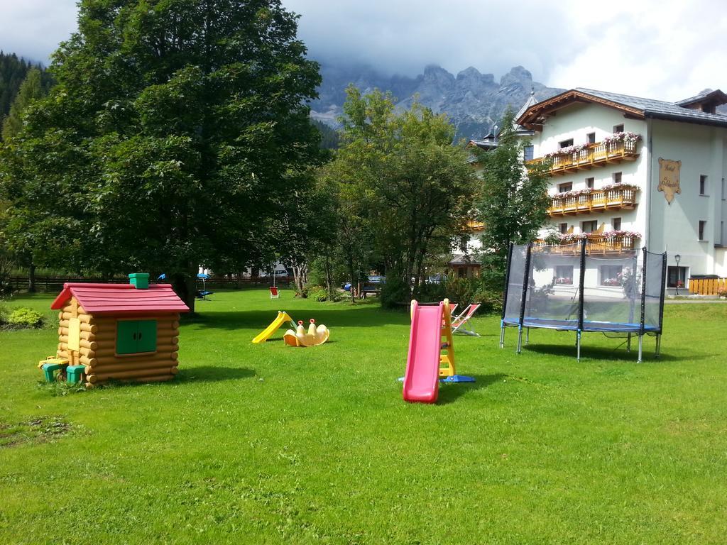 Hotel Edelweiss Val di Zoldo Kültér fotó