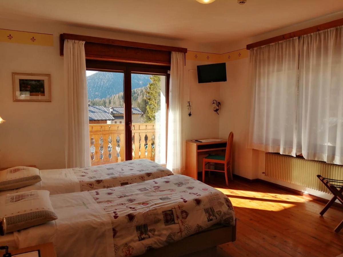 Hotel Edelweiss Val di Zoldo Kültér fotó