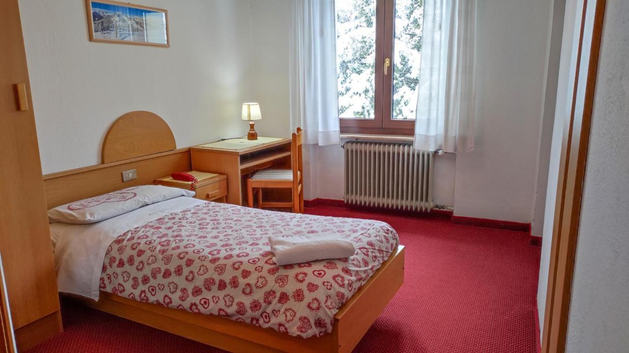 Hotel Edelweiss Val di Zoldo Kültér fotó