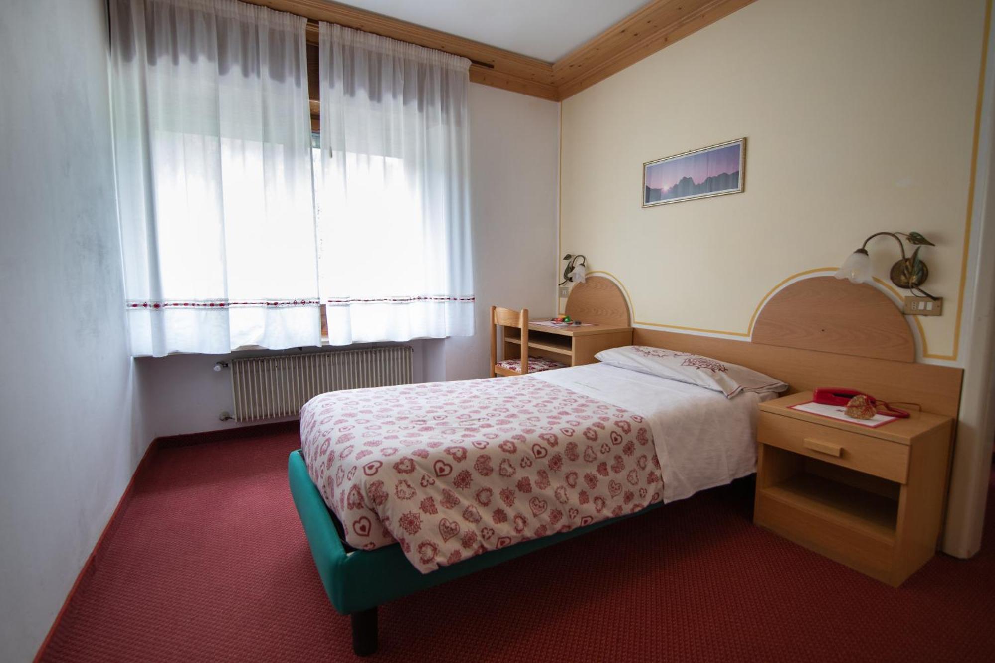 Hotel Edelweiss Val di Zoldo Kültér fotó