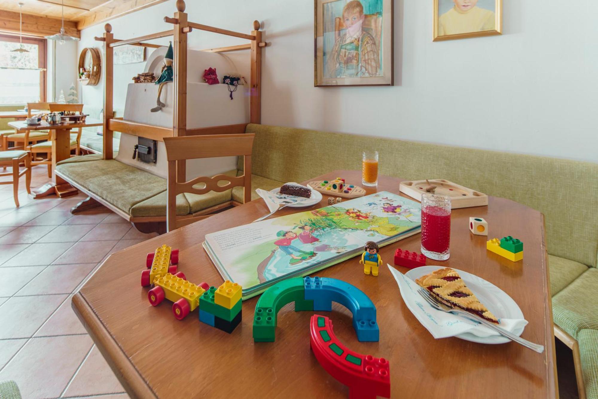 Hotel Edelweiss Val di Zoldo Kültér fotó